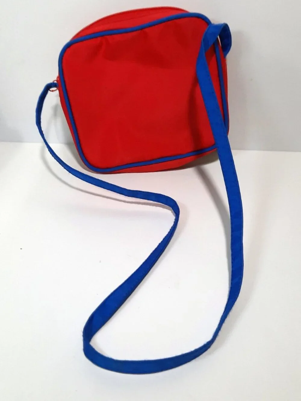 Vintage 1984 Lanco Bear Necessities Kids Shoulder Bag Purse Crayons Red Blue